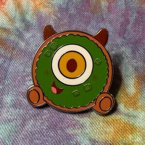 Disney Munchlings Mystery Pin - Mike Wazowski Breakfast Bagel